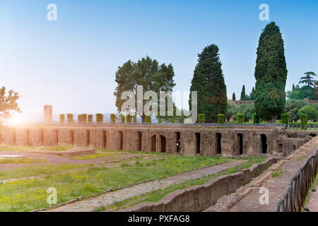 Ruinen von einer kaiserlichen Hadrian Villa (Villa Adriana, 2. Jh. nach Chr.) im Tivoli in der Nähe von Rom, UNESCO Weltkulturerbe Stockfoto