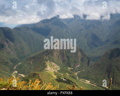 Blick vom Montana Picchu über Machu Picchu, Peru Stockfoto