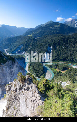 Rheinschlucht (ruinaulta) von der Panoramaterrasse, genannt Il Spir, Flims, Bezirk Imboden, Kanton Graubünden, Schweiz, Europa Stockfoto