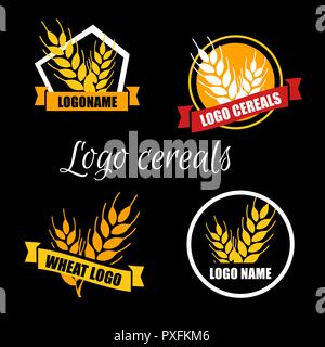 Set logo Vektor Weizen Fabrik oder Bäckerei. Kreis weisse Abzeichen mit gold Ohren auf schwarzem Hintergrund. Organic orange Weizen. Flache Bauform. Stock Vektor