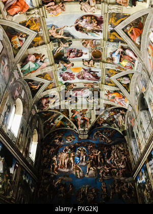 Italien, Vatikan, Sixtinische Kapelle, 27. November 2017, der Decke der Sixtinischen Kapelle im Vatikan Museum Stockfoto