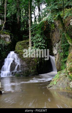 Ffynone Wasserfall abgelegenen Wasserfall sagte, der Eingang zum keltischen andere Welt Annwn Newchapel Pembrokeshire Wales Cymru Großbritannien zu werden. Stockfoto