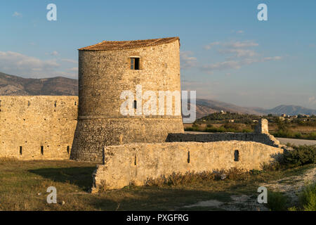 Dreiecksburg in Butrint, Albanien, Europa | Venezianische dreieckige Festung in Butrint oder Buthrotum, Albanien, Europa Stockfoto