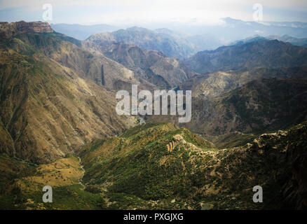 Panorama Blick auf Adi Alauti Canyon bei eritreischen Hochland, Qohaito, Eritrea Stockfoto