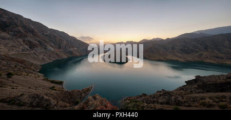 Untere Naryn River Canyon in Kirgisistan im August 2018 getroffen Stockfoto