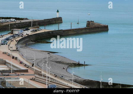 Saint-Valery-en-Caux Eingang Hafen, Seine-Maritime, Normandie, Frankreich, Europa Stockfoto