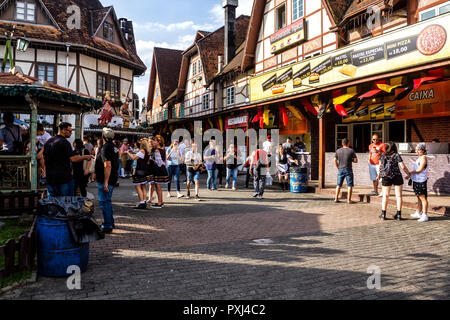 Oktoberfest 2018 im Parque Vila Germanica. Blumenau, Santa Catarina, Brasilien. Stockfoto