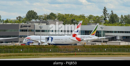 EVERETT, Washington State, USA - JUNI 2018: Panoramablick auf einen neuen Boeing 787 Dreamliner für British Airways an der Boeing in Everett Stockfoto