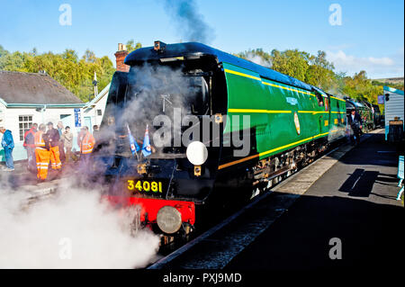 Die Schlacht um England Klasse Nr. 34081 92 Squadron bei Grosmont, North Yorkshire Moors Railway, England Stockfoto