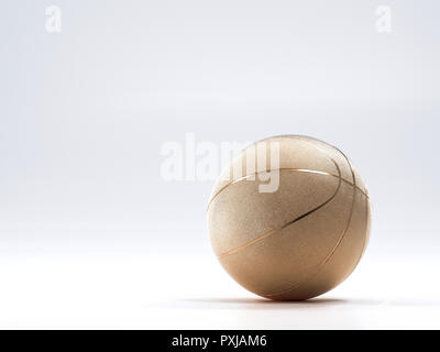 Gold Metallic Basketball close-up auf helles Studio Hintergrund Stockfoto