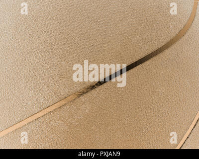 Gold Metallic Basketball close-up auf helles Studio Hintergrund Stockfoto