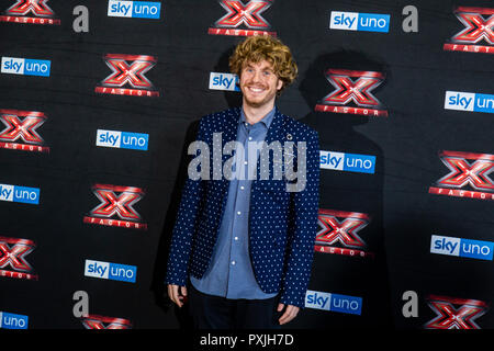 Mailand, Italien. 22. Oktober, 2018. X-Factor 12 Live Photo call, Mailand, Italien Credit: Valeria Portinari/Alamy leben Nachrichten Stockfoto