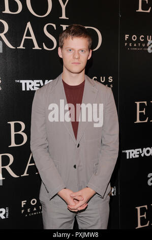 New York, USA. 22. Oktober, 2018. Schauspieler Lucas Hecken besucht die New York Screening von "Junge Gelöscht' an der Whitby am 22. Oktober 2018 in New York City. Credit: Ron Adar/Alamy leben Nachrichten Stockfoto