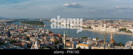 Antenne Panorama der Margareteninsel in Budapest. Stockfoto