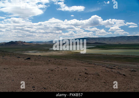 Anhang See (хавсралт нуур) und Bayankhongor Berge, Galuut Summe, Bayankhongor Provinz (Aimag), Mongolei Stockfoto