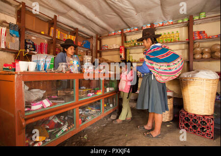 Auf der Strecke des Qhapaq ñan - (Inca Trail), dass Lares erreicht die Amazon Stockfoto