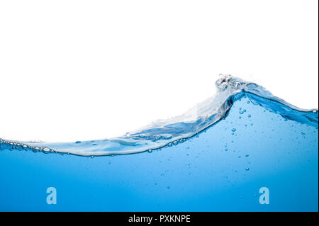 Eine Welle von klarem blauem Wasser Stockfoto