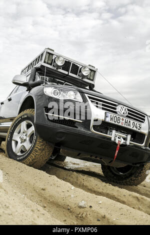 Auto, VW, Volkswagen, Touareg, Offroad, Gelaende, Geländefahrzeug, 4x4, 4WD, Allrad, Allradantrieb, Abenteuer, Spass, Motor, Motorsport, Freizeit, Fr Stockfoto