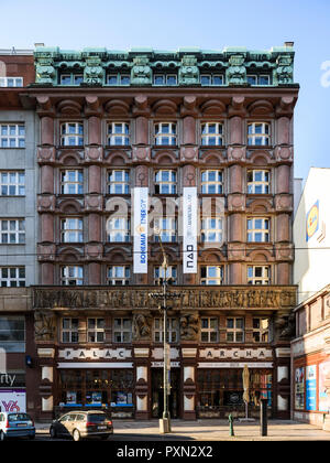 Prag. Der Tschechischen Republik. Die Bank der Legionen (Legionářská banka, oder Legiobanka), Na Poříčí 1046/24, Rondo kubistischen Gebäude von Josef Gočár, Stockfoto