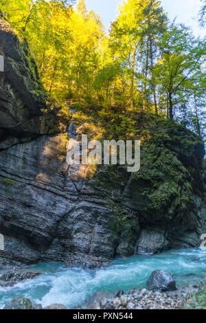 Stream: Partnachklamm, Partnachklamm, Schlucht Partnachklamm, Garmisch-Partenkirchen, Oberbayern, Bayern, Deutschland Stockfoto