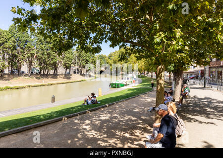 Der Canal du Midi-Becken in Carcassonne Stockfoto