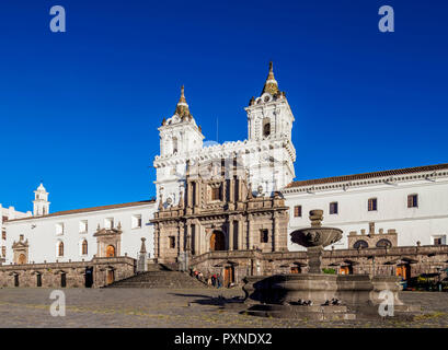 St. Franziskus Kirche und Kloster, Plaza San Francisco, Altstadt, Quito, Provinz Pichincha, Ecuador Stockfoto