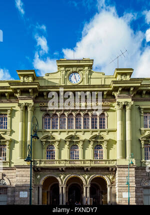 Maldonado National College, Balboa Park, Riobamba, Provinz Chimborazo, Ecuador Stockfoto