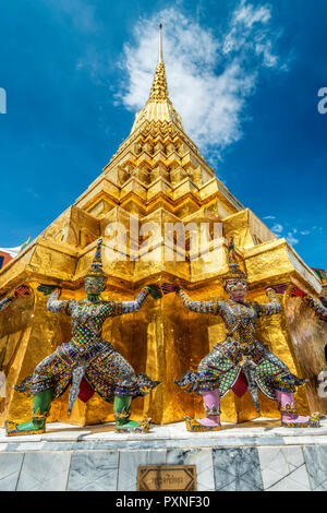 Yaksha Wächter, Wat Phra Kaew, Bangkok, Thailand Stockfoto