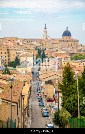 Loreto Stadt madonna Basilika mit Haus von Nazaret, Marche, Italien Stockfoto