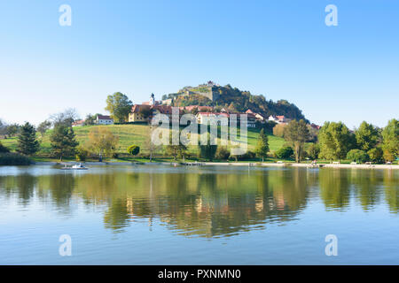 Riegersburg: Stadt und das Schloss Riegersburg, See Seebad in Steirisches Thermenland - Oststeiermark, Steiermark, Steiermark, Österreich Stockfoto