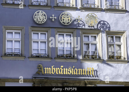 Fassade des Inn Ambräusianum im alten Stadt Bamberg, Upper Franconia, Bayern, Deutschland, Europa Stockfoto