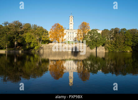 Sonnigen Herbsttag an Highfields University Park in Nottingham, Nottinghamshire England Großbritannien Stockfoto