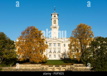 Sonnigen Herbsttag an Highfields University Park in Nottingham, Nottinghamshire England Großbritannien Stockfoto