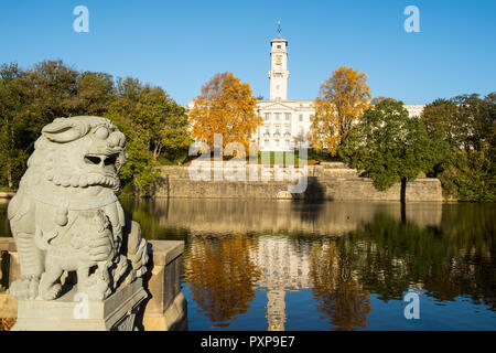 Sonnigen Herbsttag an Highfields University Park in Nottingham, Nottinghamshire England Großbritannien Stockfoto