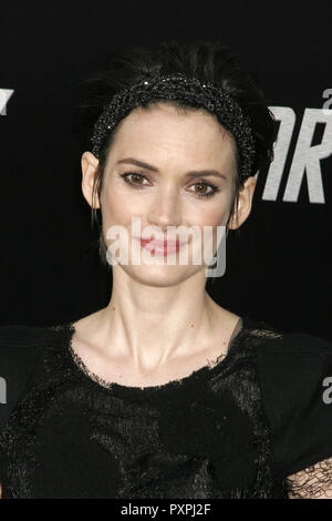 Winona Ryder'S 04/30/09 Star Trek 'Premiere @ Grauman's Chinese Theater, Hollywood Foto von Ima Kuroda/HNW/PictureLux (30. April 2009) Datei Referenz # 33687 778 HNWPLX Stockfoto