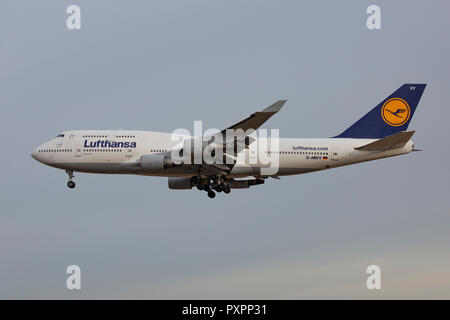 D-ABVY: Boeing 747-430 Lufthansa am Flughafen Frankfurt am Main (FRA), 23.09.2018 Stockfoto