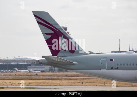 Ein 7-ALM, Airbus A 350-941 der Qatar Airways am Flughafen Frankfurt am Main (FRA), 23.09.2018 Stockfoto