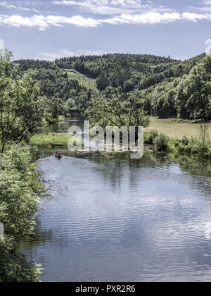 Donau in der Nähe von Thiergarten am oberen Donautal, Schwäbische Alb, Baden Württemberg, Deutschland, Europa Stockfoto