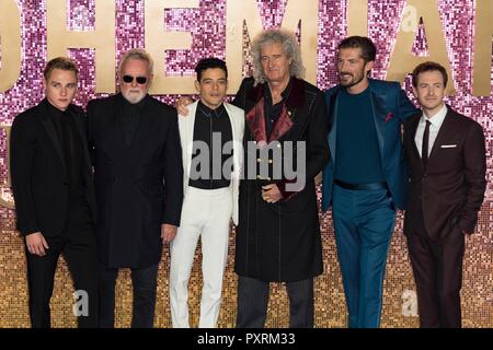 Brian May, Roger Taylor, Gwilym Lee, Ben Hardy, Rami Malek und Joe Mazzello besuchen Bohemian Rhapsody - Weltpremiere. London, Großbritannien. 23/10/2018 | Verwendung weltweit Stockfoto