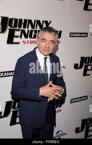 New York, USA. 23. Oktober, 2018. Schauspieler Rowan Atkinson besucht die 'Johnny English schlägt wieder zu 'New York Screening bei AMC Lincoln Square Theater am Oktober 23, 2018 in New York City. Credit: Ron Adar/Alamy leben Nachrichten Stockfoto