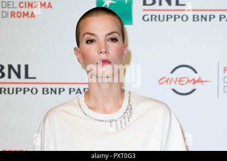 Rom, Italien. 24. Oktober, 2018. Rom, Italien. 24. Okt 2018. Sylvia Hoeks nimmt "Das Mädchen in der ™s Die Spinne "Web" fotoshooting während des 13 Rom Film Fest im Auditorium Parco della Musica am 24. Oktober in Rom, Italien 2018. Credit: Geisler-Fotopress GmbH/Alamy leben Nachrichten Stockfoto