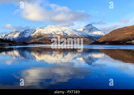 Kaldfjord, Herbst in den Winter malerische Landschaft Bilder auf Kvaloya Insel Troms Gemeinde getroffen, in der Nähe von Tromsø Norwegen Stockfoto
