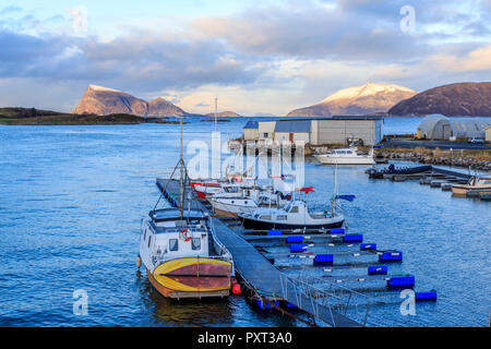 Sommaroy Insel Landschaft Bilder auf Kvaloya Insel Troms Gemeinde getroffen, in der Nähe von Tromsø Norwegen Stockfoto