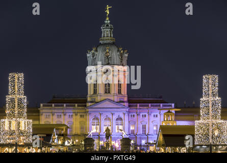 Traditioneller Weihnachtsmarkt am Schloss Charlottenburg, Berlin, Deutschland, traditionellen Weihnachtsmarkt am Schloss Charlottenburg, Deutschland, Christus Stockfoto