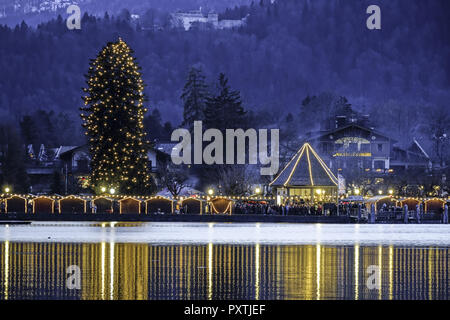 Weihnachtsmarkt in Rottach-Egern am Tegernsee, Bayern, Deutschland, Weihnachtsmarkt in Rottach-Egern am Tegernsee, Bayern, Deutschland, Christkindl Stockfoto