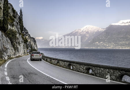 Die Gardesana Occidentale, der Straße am Gardasee, Italien Stockfoto