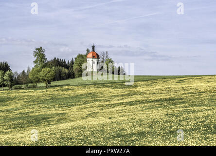 Buschelkapelle in der Nähe von Ottobeuren im Frühjahr, Schwaben, Deutschland Stockfoto