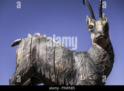 Gams-Skulptur von Mario Gasser am Zugspitzgipfel, Zugspitze, Wettersteingebirge, Tirol, Österreich, Europa, Chamois Skulptur von Mario Gasser an der Z Stockfoto