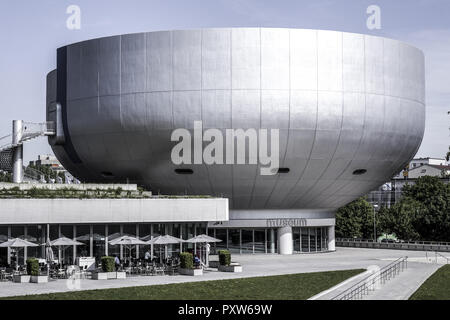 Das BMW-Museum in München, Bayern, Deutschland, Europa Stockfoto