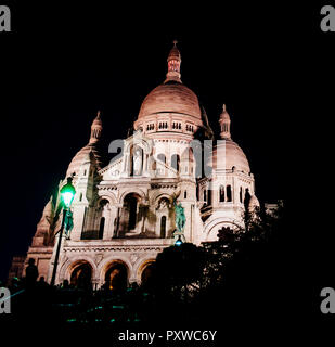 Frankreich, Paris, Montmartre, Sacre Coeur bei Nacht Stockfoto